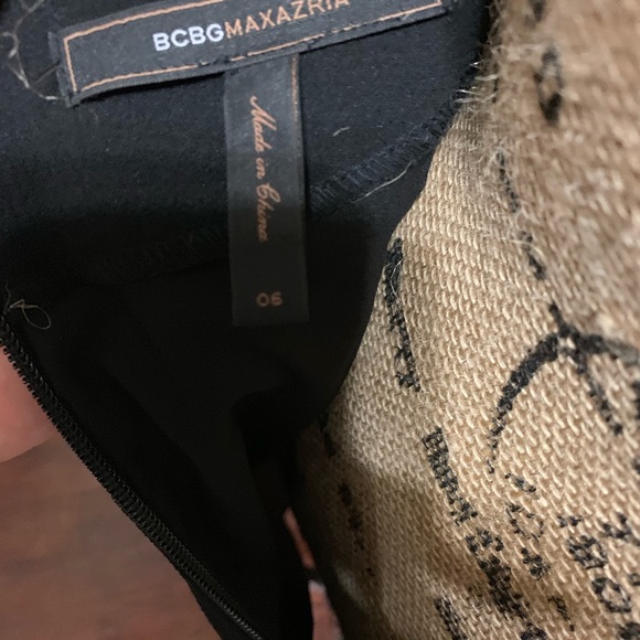 Black and white backless dress. - Picture 3 of 3